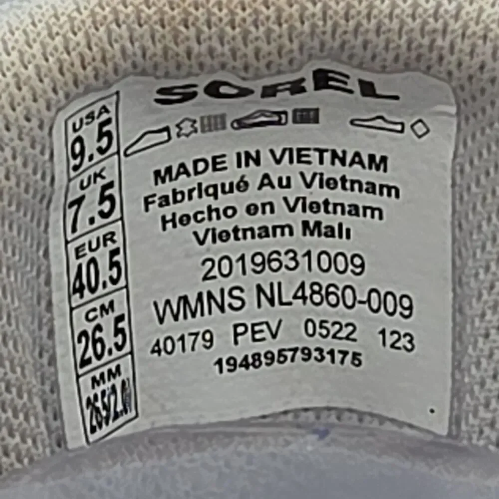 Sorel Out N About III Women's Waterproof Sneakers Size 9.5 Moonstone/Dove EUC